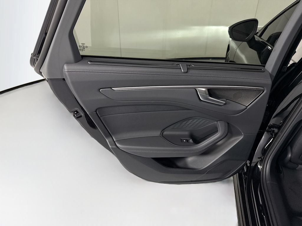 Used 2026 Audi A6 Premium Plus w/ Premium Plus Package AWD/4WD image 27