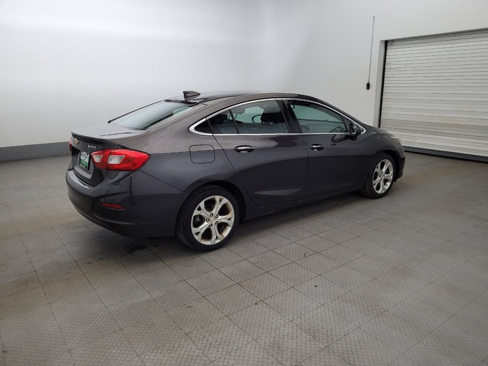 Used 2016 Chevrolet Cruze Premier FWD image 10