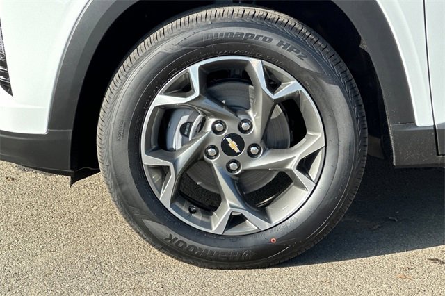 New 2026 Chevrolet Trax LT w/ Driver Confidence Package image 36