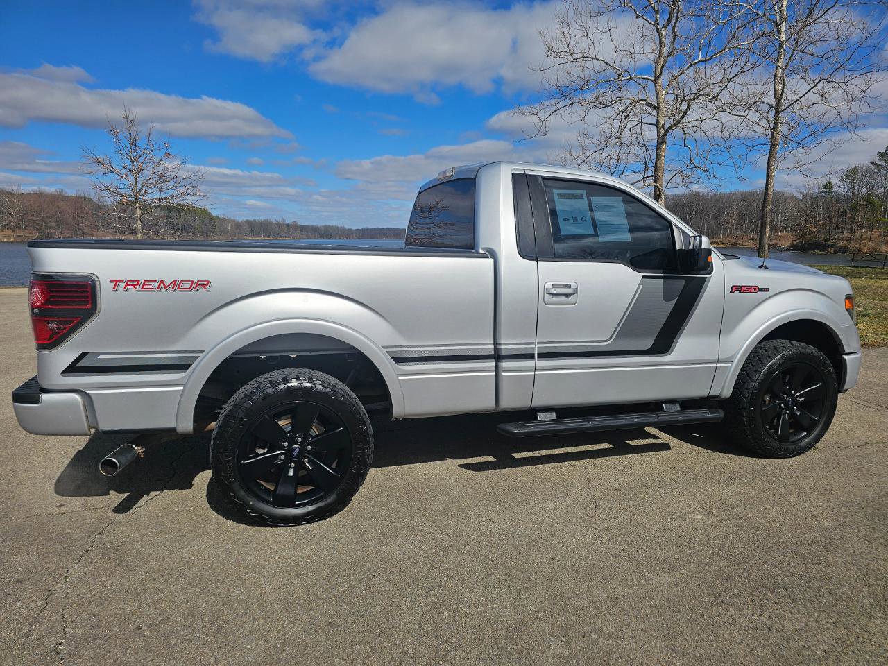 Used 2014 Ford F150 FX4 w/ FX Appearance Package AWD/4WD image 5