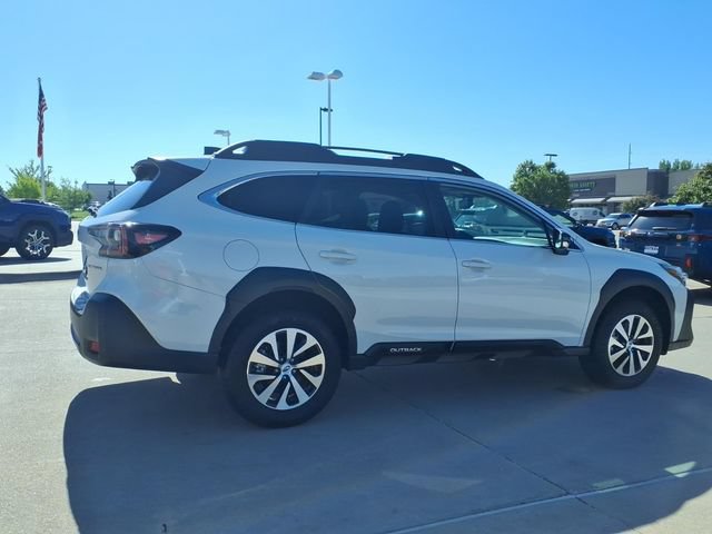 Used 2025 Subaru Outback Premium w/ Popular Package #1A AWD/4WD image 4