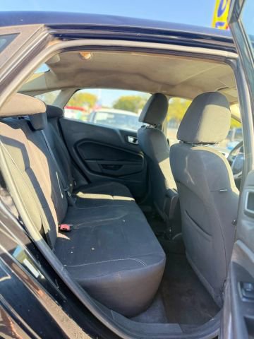 Used 2014 Ford Fiesta SE image 7