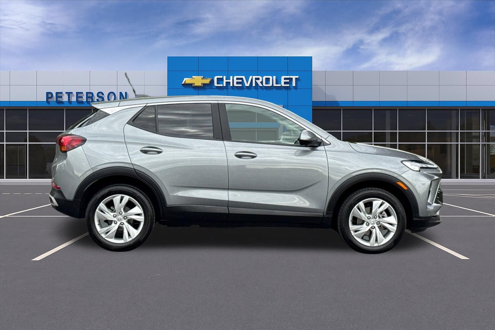 Certified 2024 Buick Encore GX Preferred w/ Advanced Technology Package AWD/4WD image 3