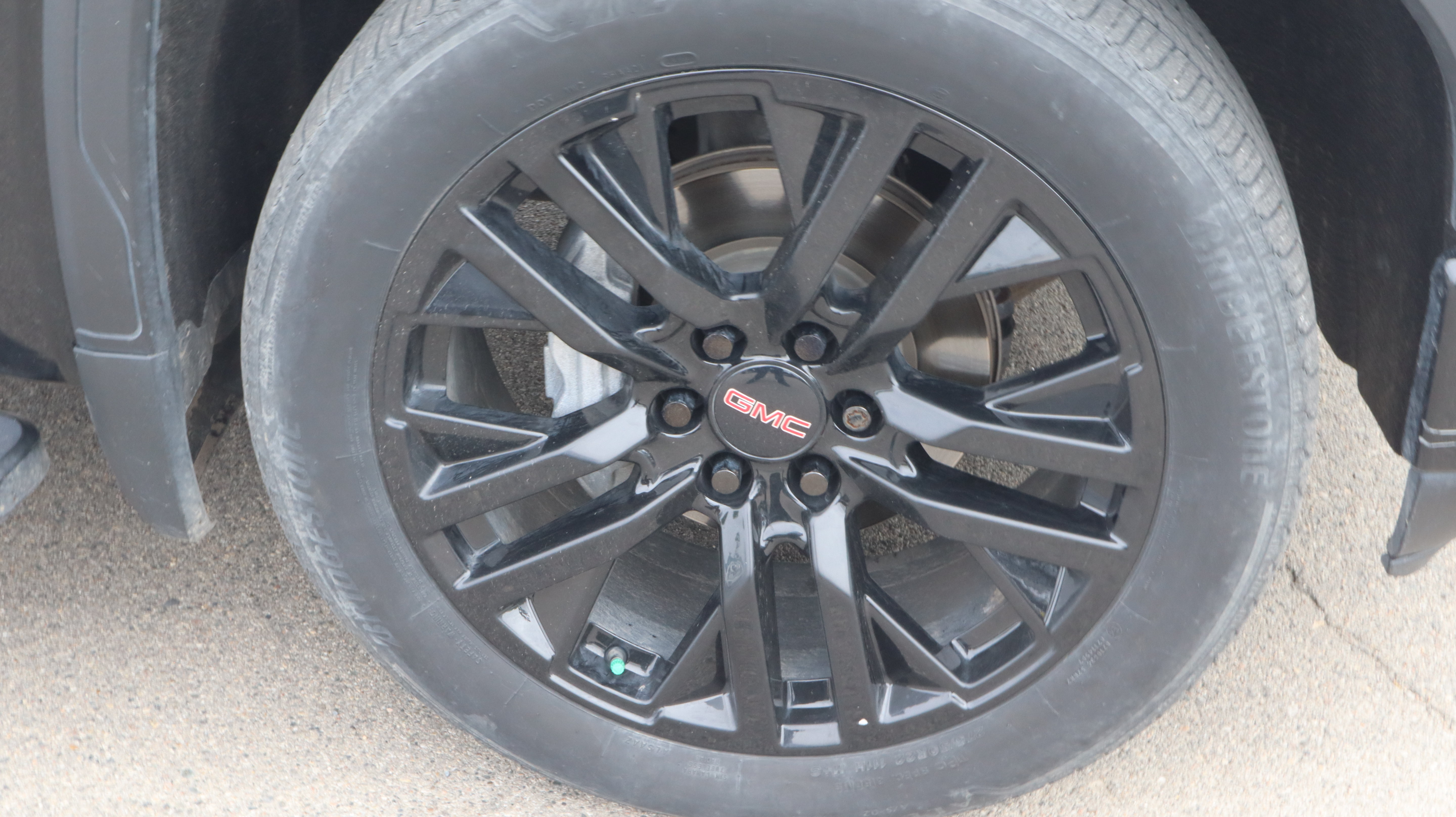 Used 2021 GMC Sierra 1500 Denali w/ Driver Alert Package II AWD/4WD image 17