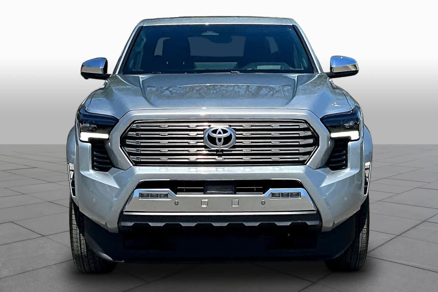 Used 2024 Toyota Tacoma Limited image 4
