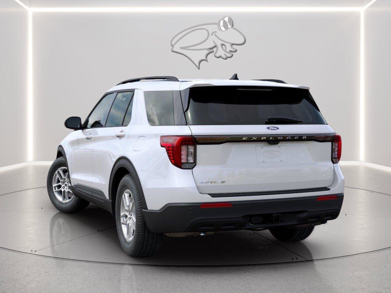 New 2027 Ford Explorer Active RWD image 3