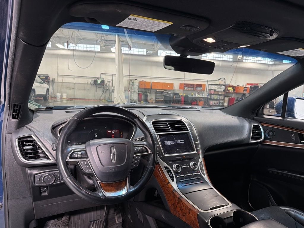 Used 2019 Lincoln Nautilus Reserve image 16