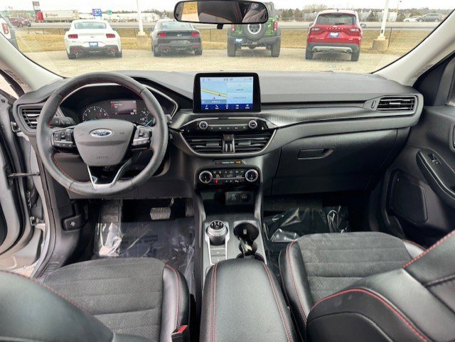 Used 2022 Ford Escape SEL w/ SEL Stealth AWD Package image 28