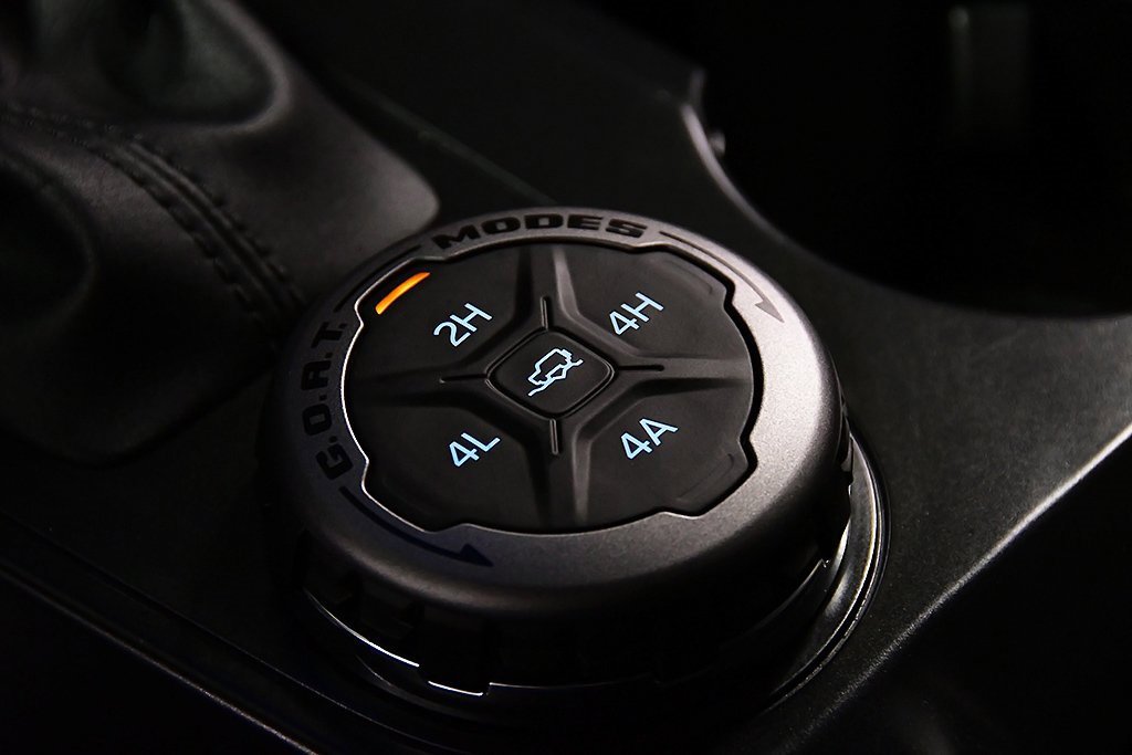 Used 2025 Ford Bronco Badlands image 23