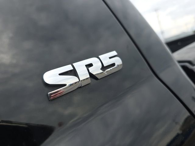 Used 2011 Toyota Tundra Grade w/ SR5 Pkg image 59