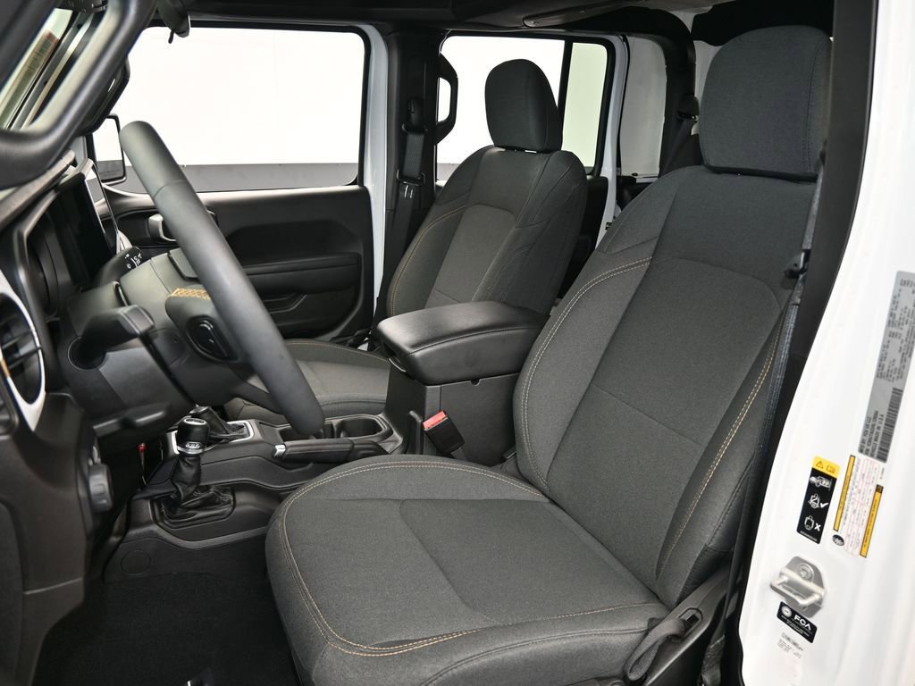 Used 2024 Jeep Gladiator Sport image 31