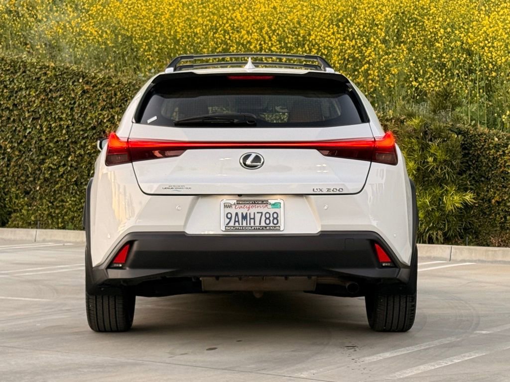 Certified 2022 Lexus UX 200 UX 200 5-DR SUV image 12