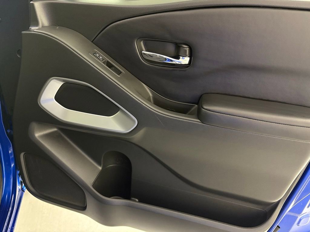 Used 2025 Nissan Frontier SV w/ SV Convenience Package RWD image 46