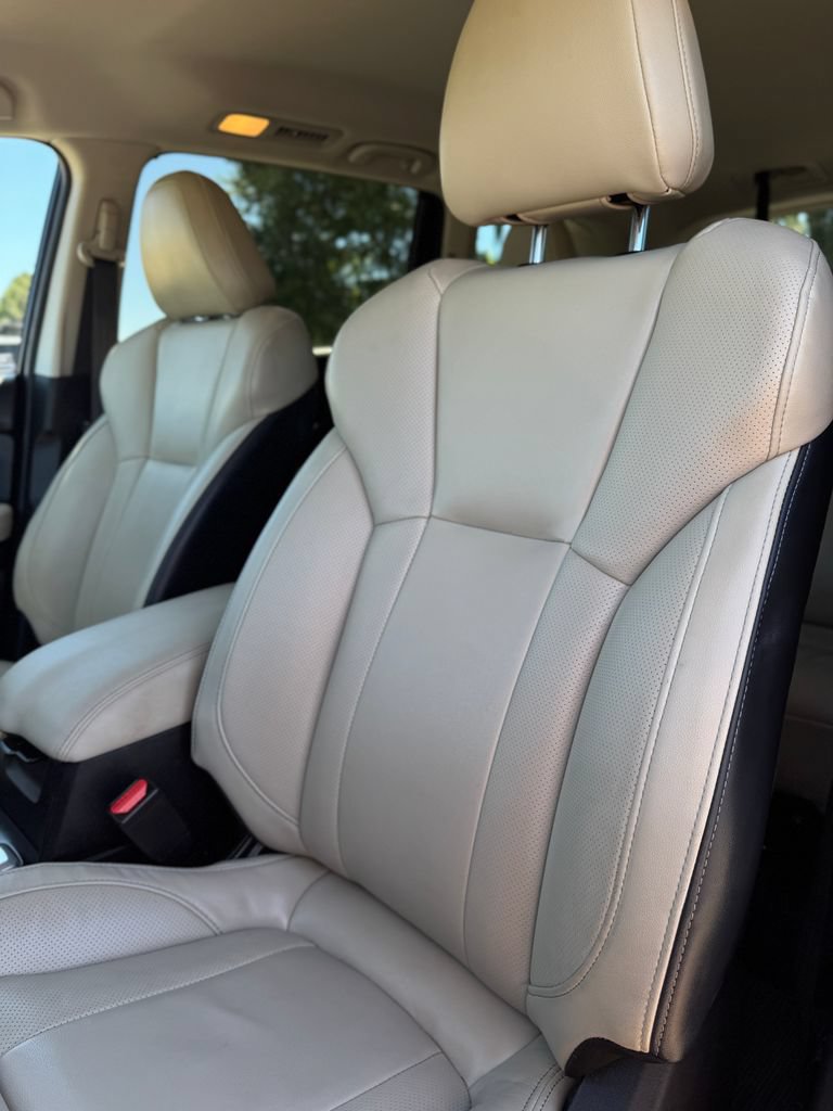 Used 2023 Subaru Ascent Limited AWD/4WD image 36