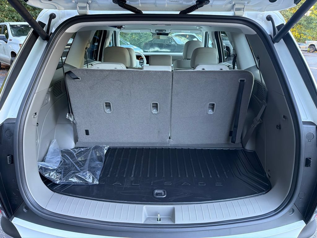 Used 2026 Hyundai Palisade FWD Hybrid image 18
