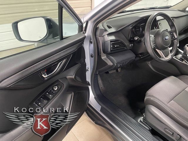 Used 2023 Subaru Outback Premium image 10