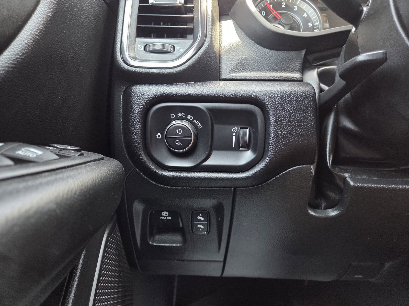 Used 2022 RAM 1500 Big Horn w/ Built-to-serve Edition AWD/4WD image 38
