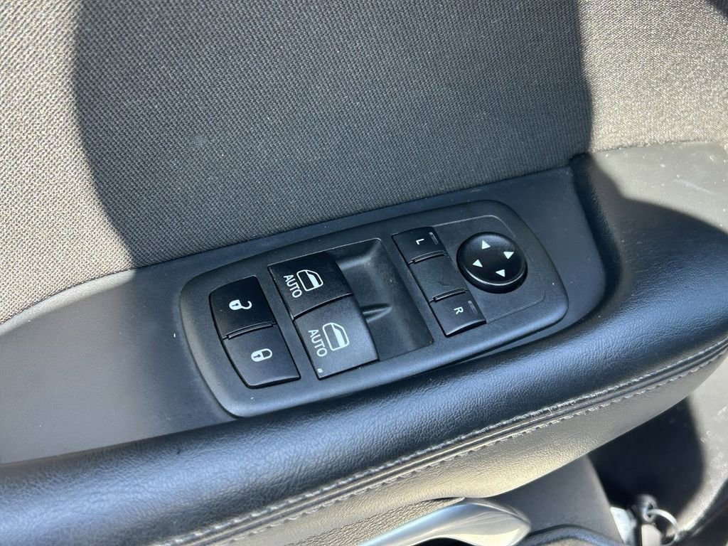 Used 2020 Dodge Challenger R/T w/ Driver Convenience Group image 16