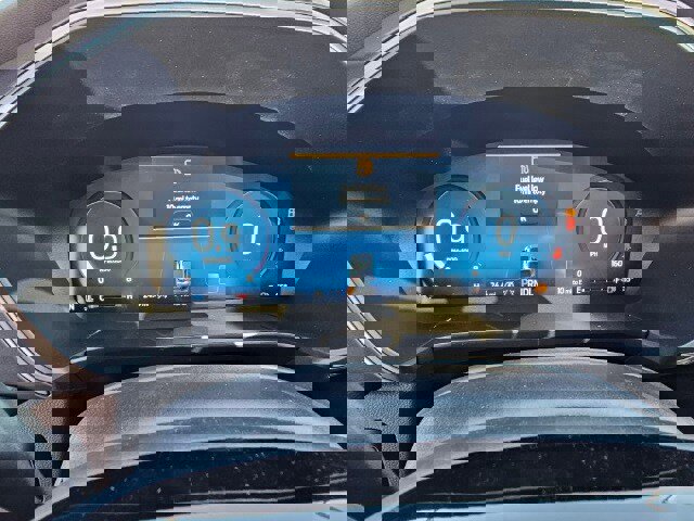 New 2025 Ford Escape Active w/ Active Premium Tech Pack image 38