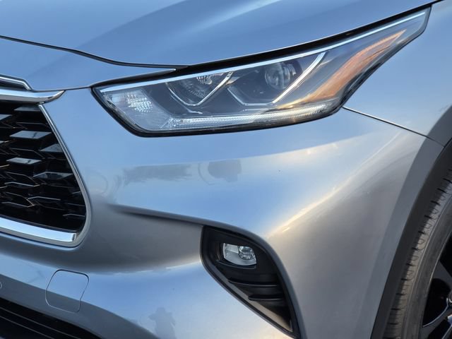 Used 2020 Toyota Highlander Limited AWD/4WD image 6