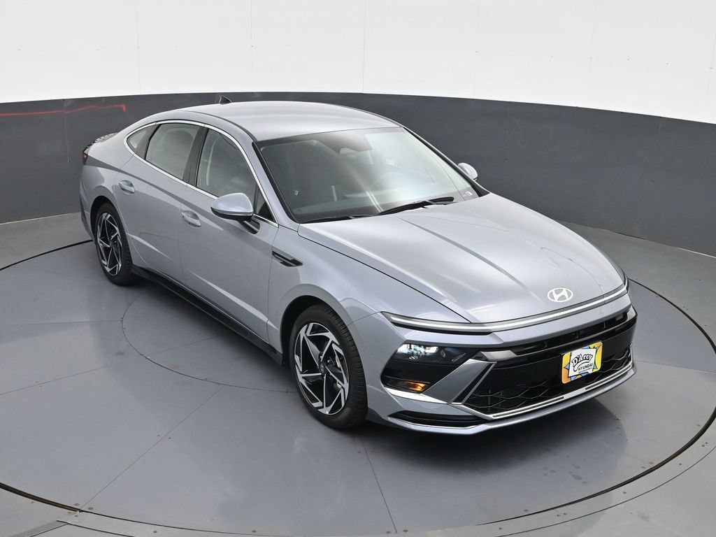 New 2026 Hyundai Sonata SEL FWD image 15