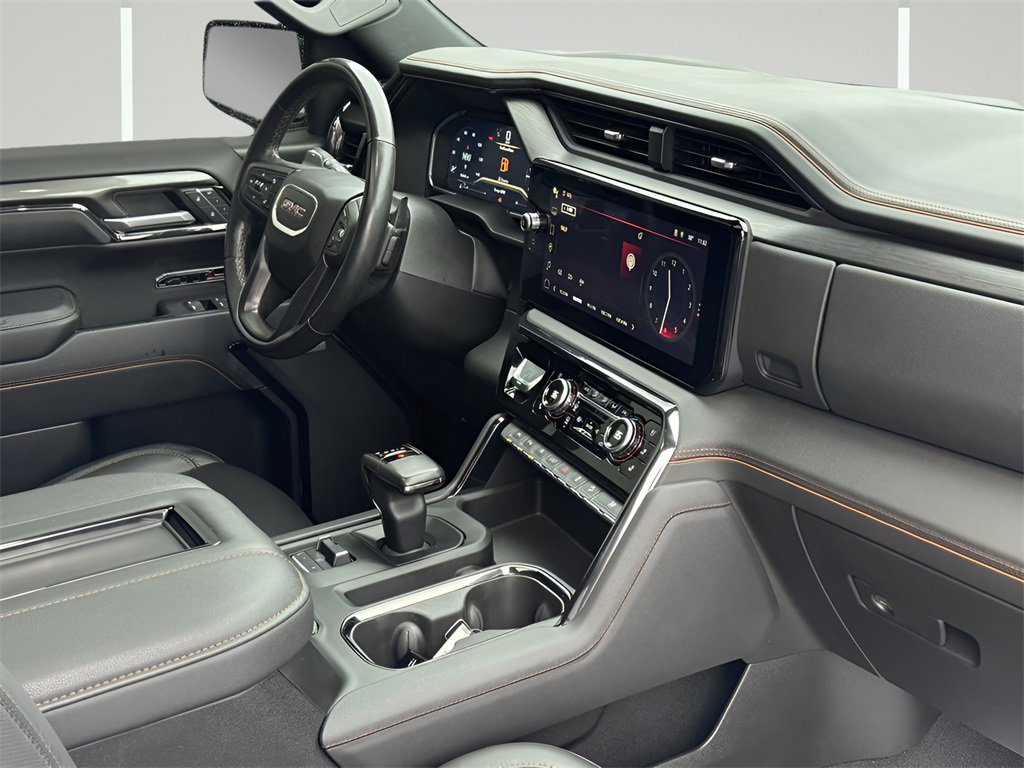 Used 2022 GMC Sierra 1500 AT4 w/ AT4 Premium Package image 6