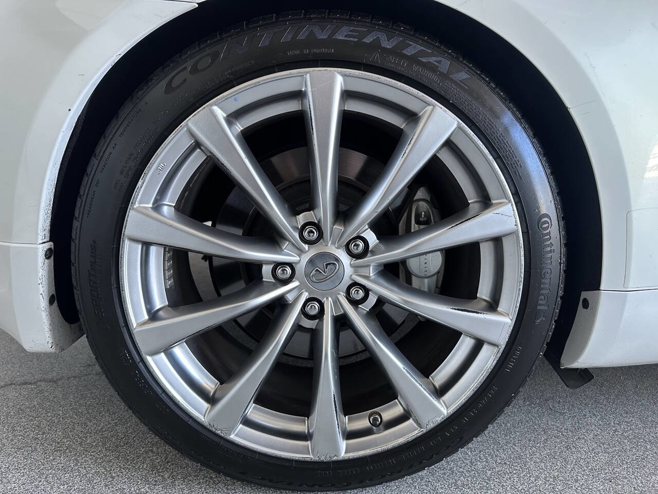 Used 2009 INFINITI G37 Journey w/ Premium Pkg image 32