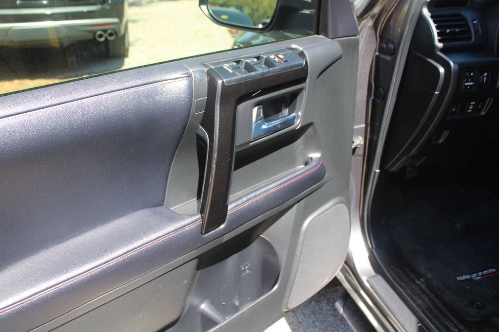 Used 2019 Toyota 4Runner TRD Off-Road Premium image 20