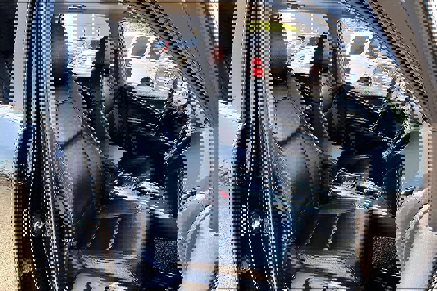 Used 2017 Acura MDX SH-AWD image 9