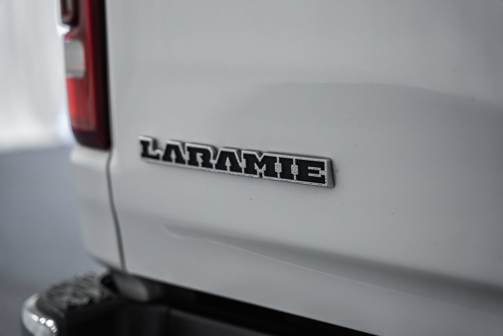 Used 2022 RAM 1500 Laramie AWD/4WD image 8