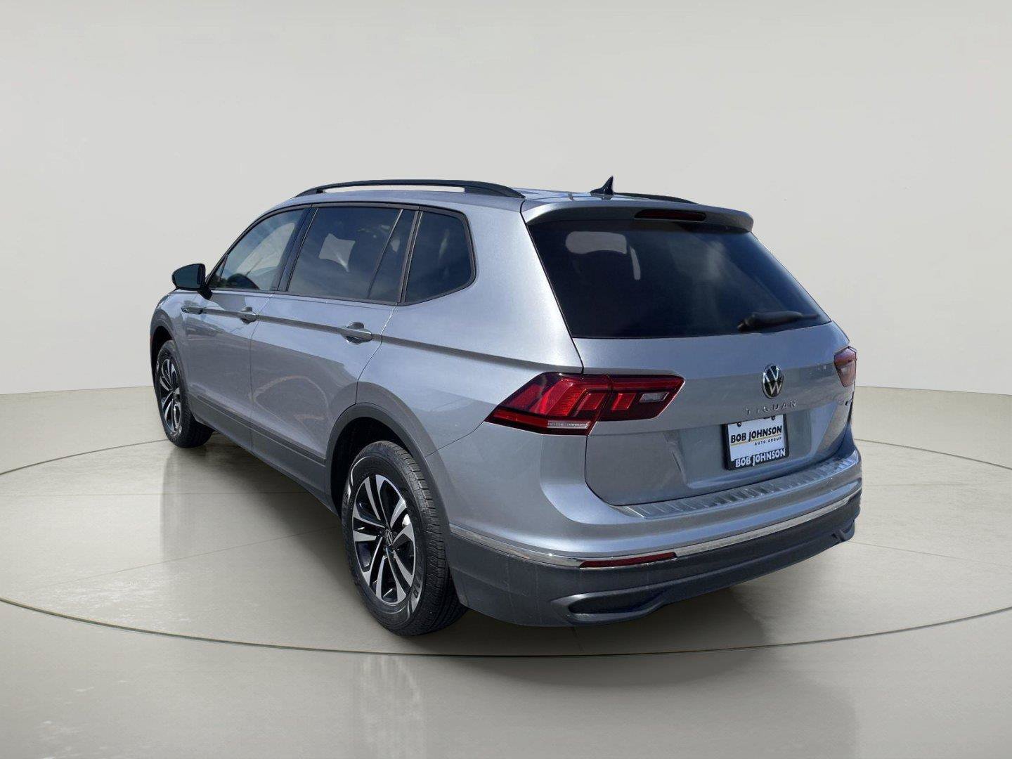 Used 2024 Volkswagen Tiguan S AWD/4WD image 5