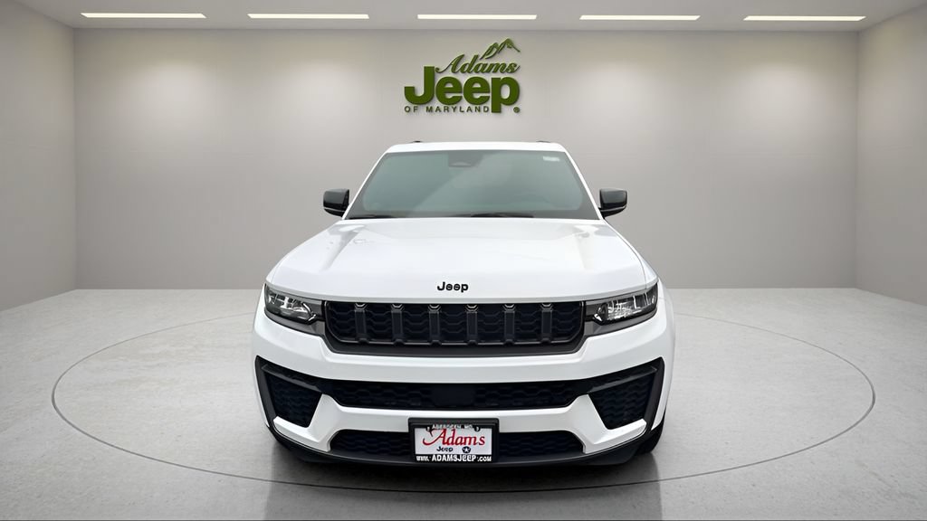 New 2026 Jeep Grand Cherokee Altitude AWD/4WD image 4