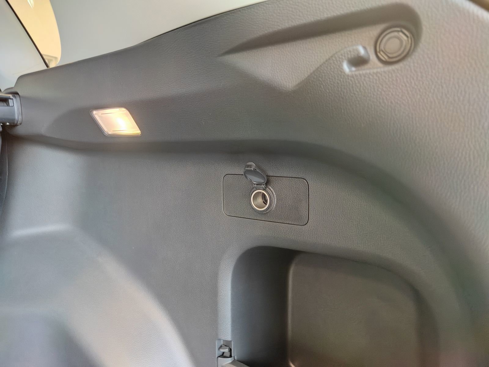 New 2025 Toyota RAV4 XLE w/ Convenience Package image 17