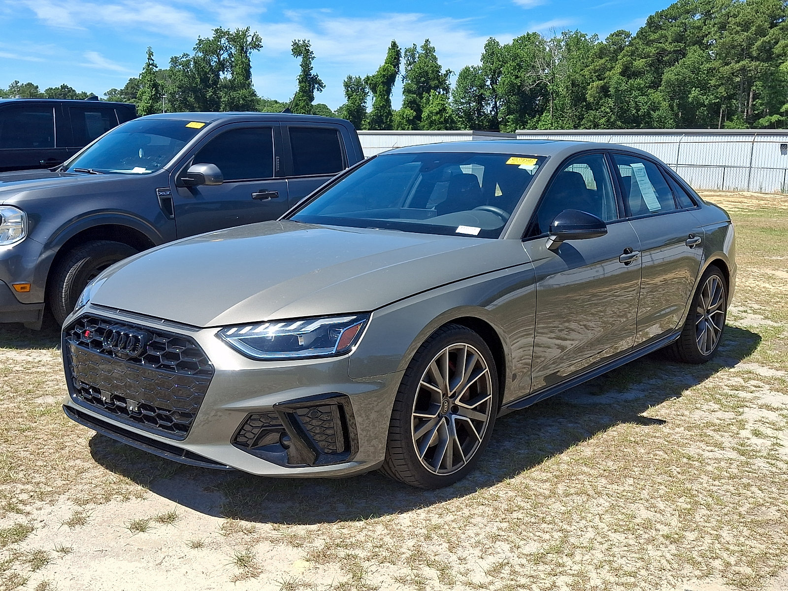 Used 2024 Audi S4 Premium Plus w/ Premium Plus Package AWD/4WD image 3