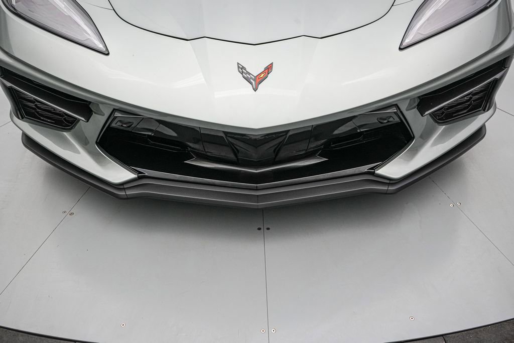 Used 2022 Chevrolet Corvette Stingray Premium Conv w/ Z51 Performance Package RWD image 18