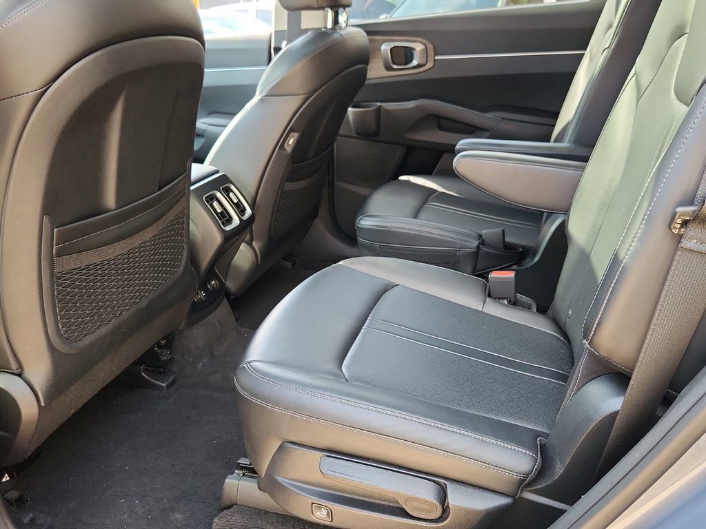 Used 2023 Kia Sorento X-Line EX image 13