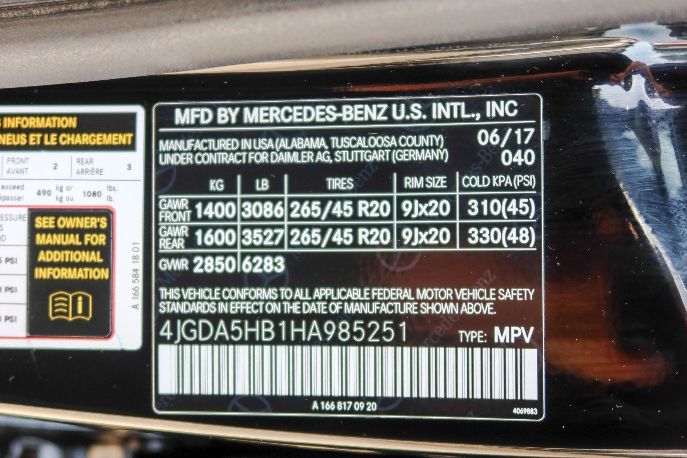 Used 2017 Mercedes-Benz GLE 350 4MATIC w/ Premium 2 Package image 10