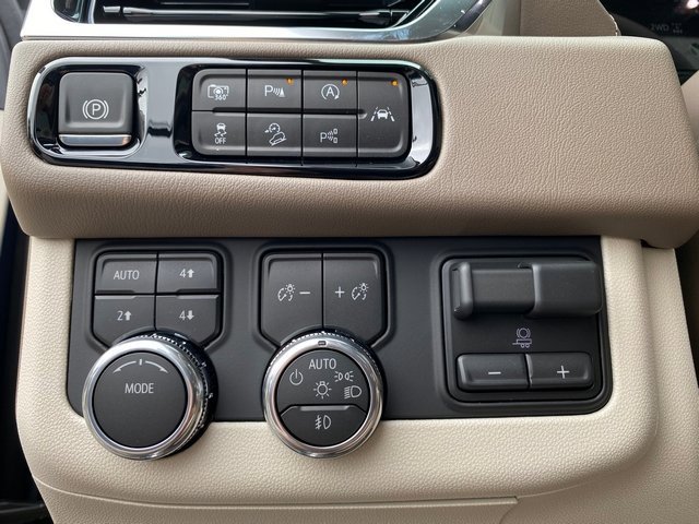 New 2026 GMC Yukon Denali w/ Advanced Technology Package image 14