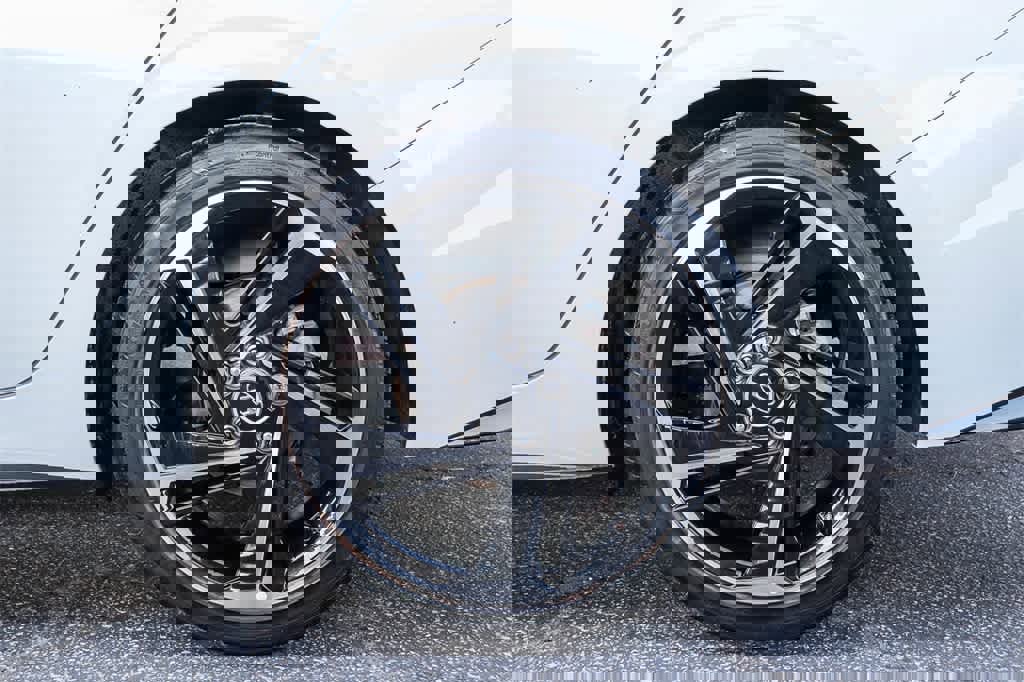 Used 2023 Hyundai Elantra N Line image 10