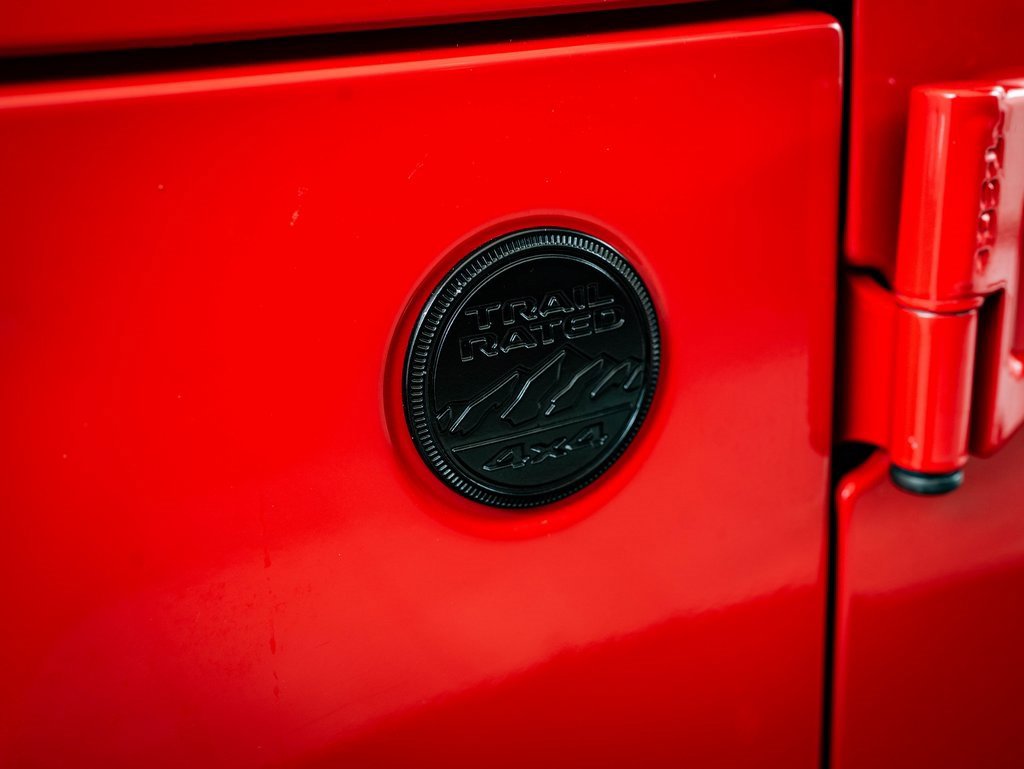 Used 2020 Jeep Wrangler Unlimited Sahara image 16