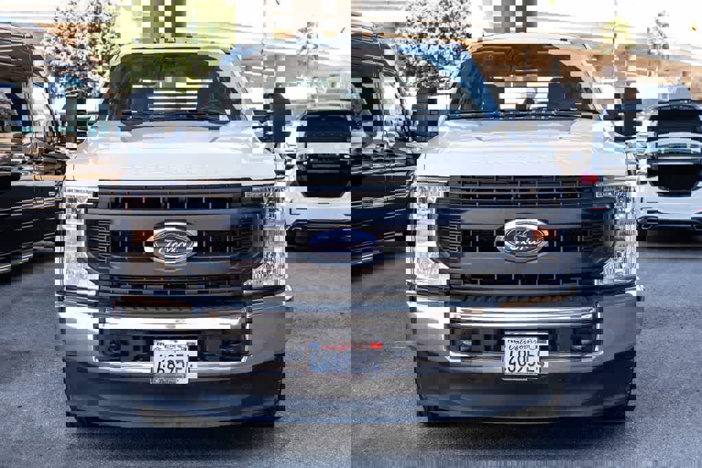 Used 2020 Ford F350 XL w/ Power Equipment Group image 2