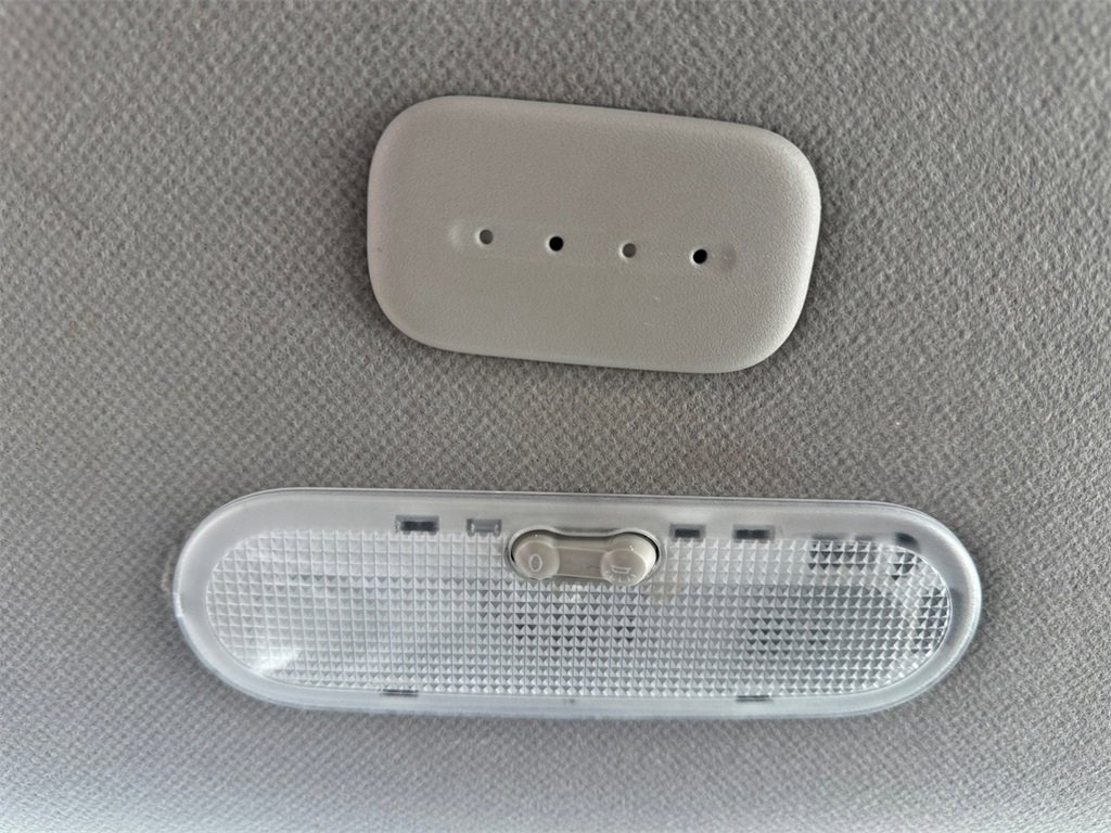 Used 2019 Nissan Versa Note SV image 23