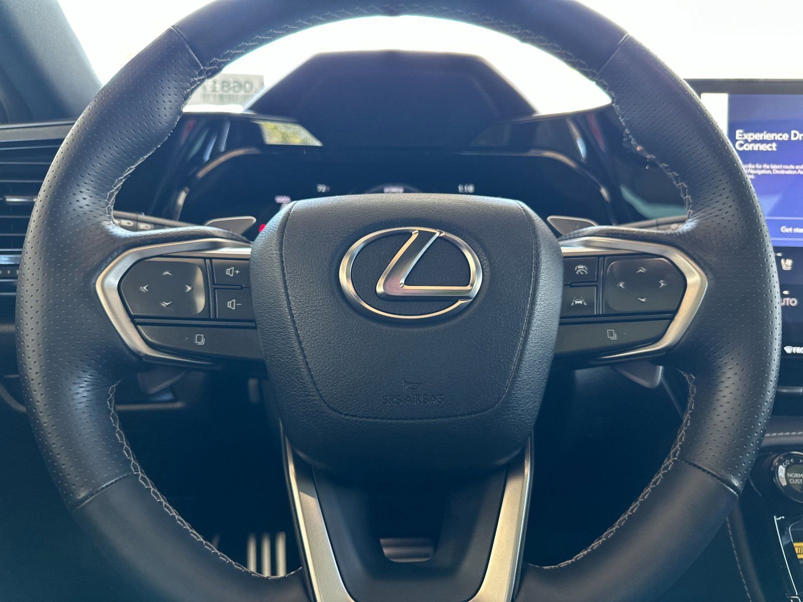 Used 2025 Lexus NX 450h+ F Sport AWD/4WD image 27