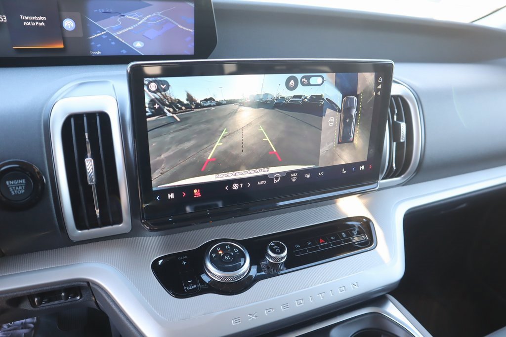 New 2025 Ford Expedition Active image 6