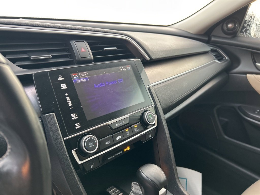 Used 2018 Honda Civic Touring image 10