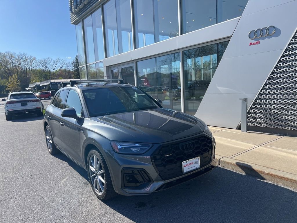 Used 2024 Audi Q5 e Premium Plus AWD/4WD image 4