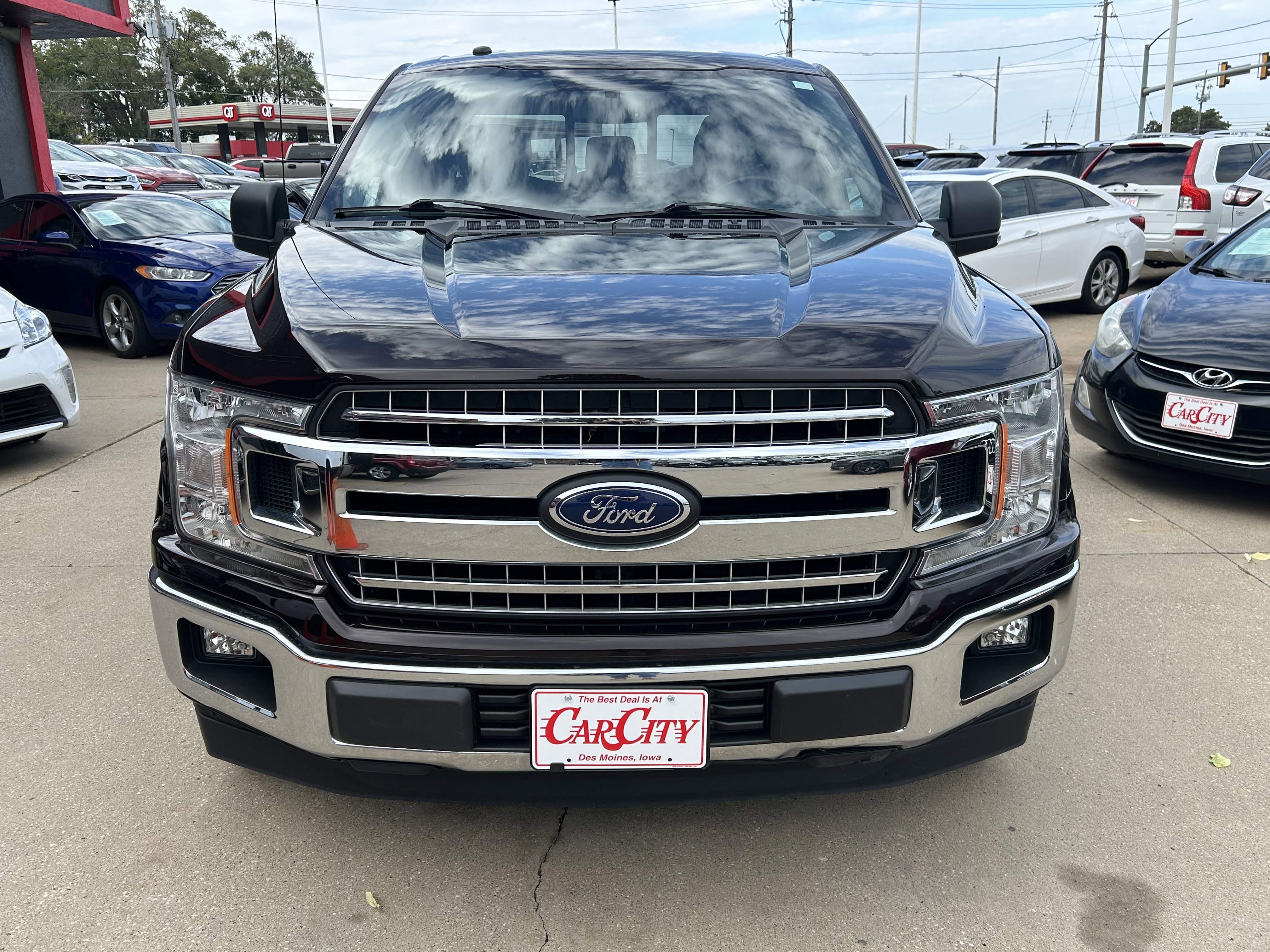 Used 2018 Ford F150 XLT w/ Equipment Group 302A Luxury image 2