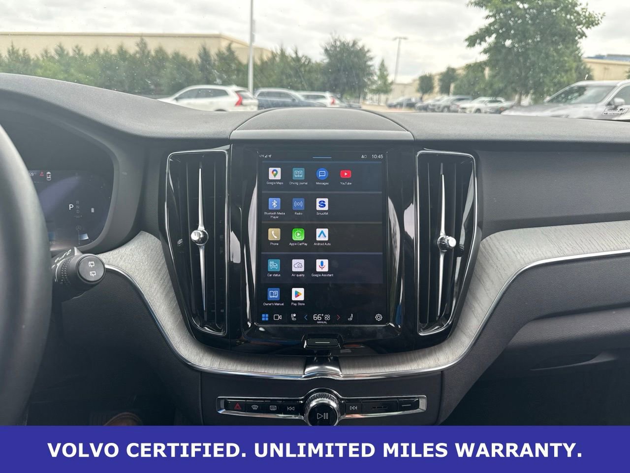 Certified 2025 Volvo XC60 B5 Plus AWD/4WD image 22
