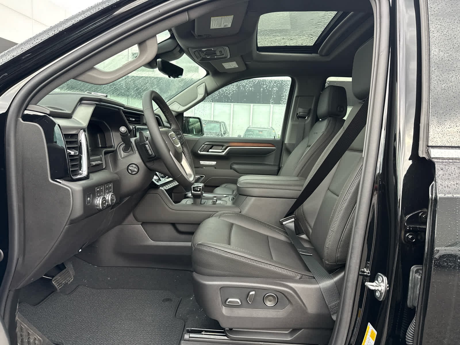 New 2026 GMC Sierra 1500 Denali w/ Technology Package AWD/4WD image 13