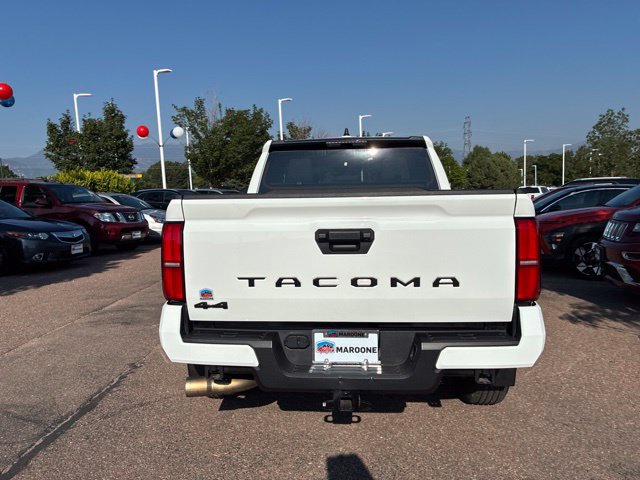 Used 2024 Toyota Tacoma SR5 AWD/4WD image 28